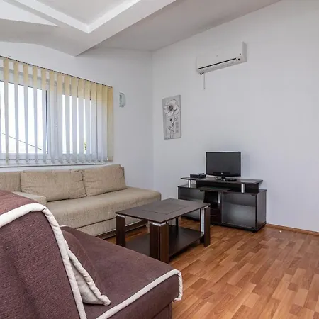 Apartments Tokic Trogir