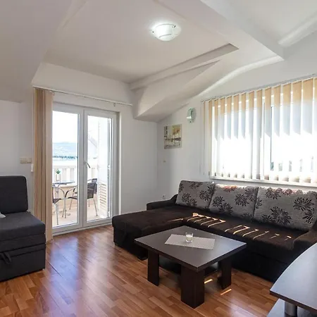 Apartments Tokic Trogir