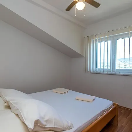 Apartments Tokic Апартаменти