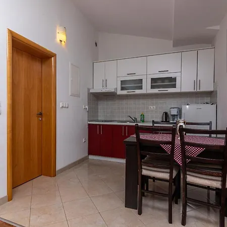 Apartments Tokic *